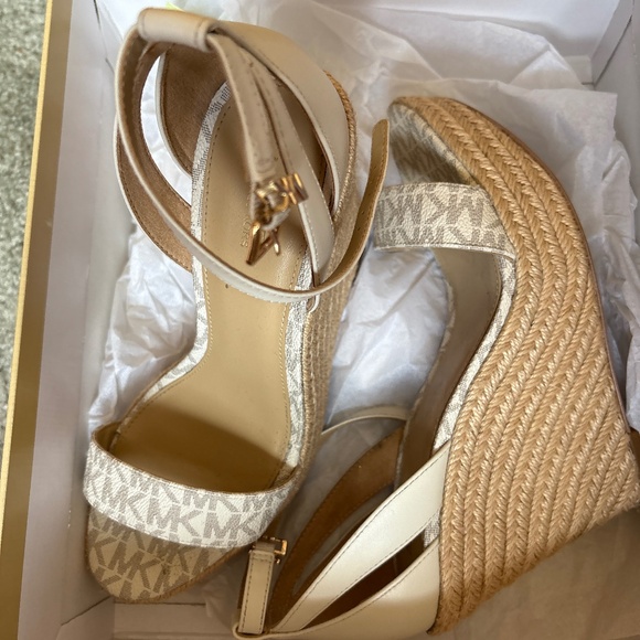 Michael Kors Kimberly Wedge - Picture 1 of 1